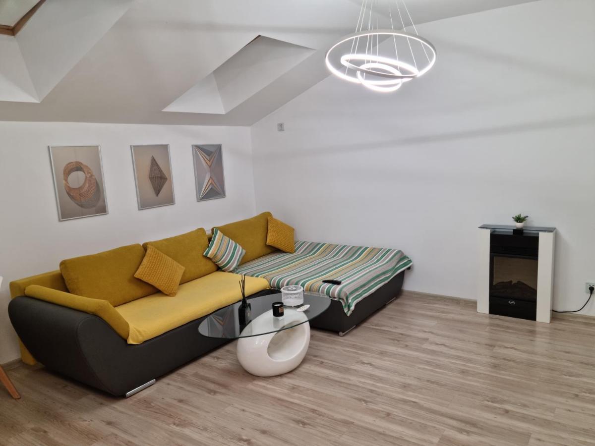 25 Luxury Apartament Бухарест Екстер'єр фото